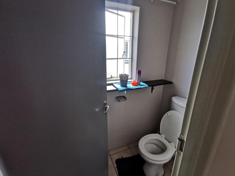 To Let 3 Bedroom Property for Rent in Kannoniers Park North West